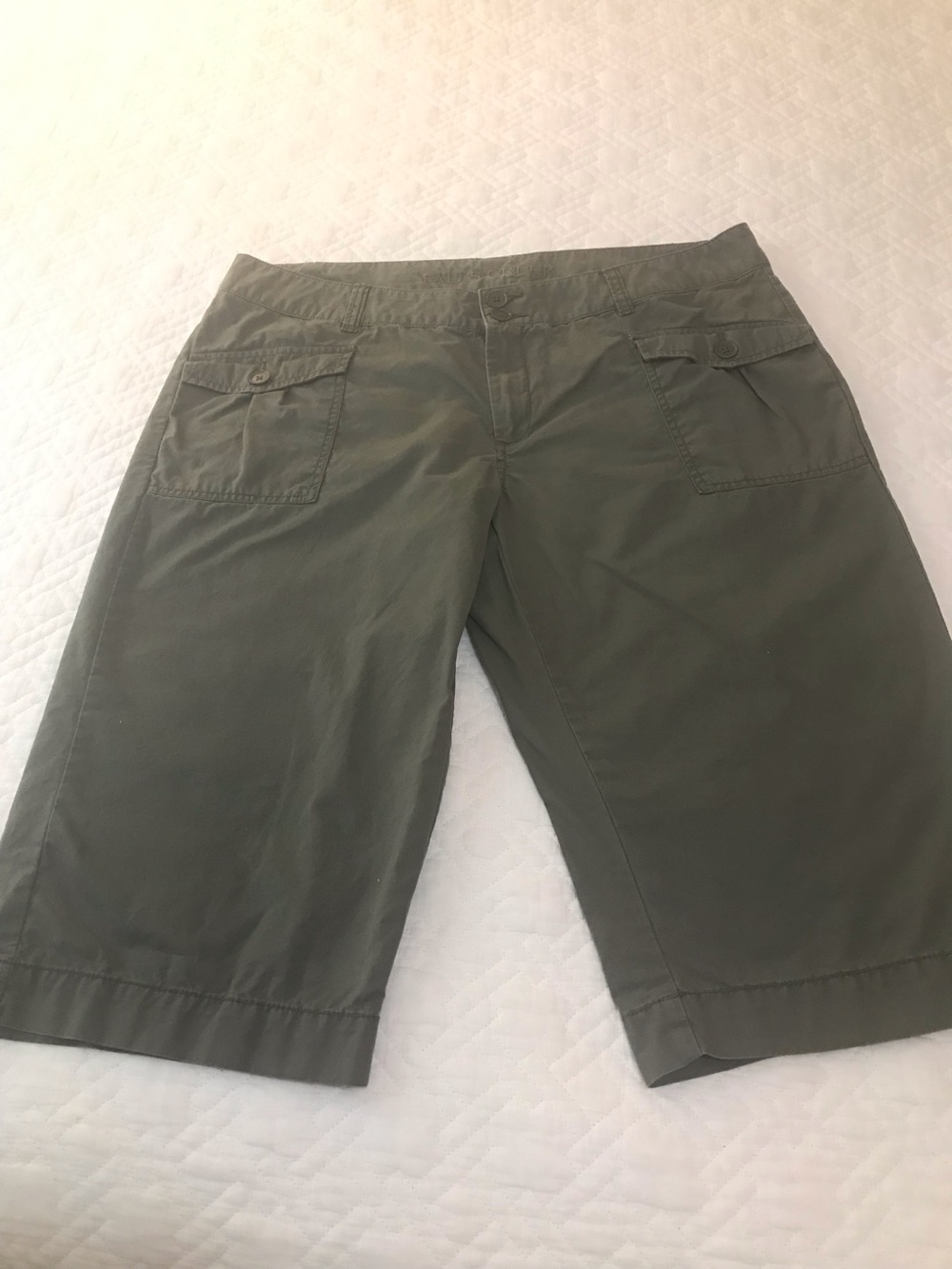 Falls Creek Women's Olive Cargo Walking Shorts Size 16